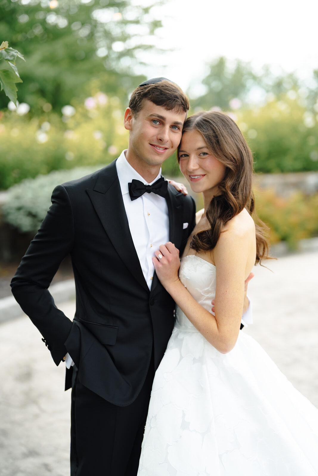 Allie and Charlie portrait in the garden at Trump National Westchester