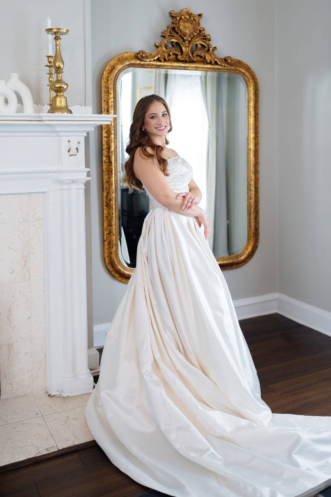 Bridal portrait at the mirror before the ceremony at Greentree Country Club, New Rochelle NY