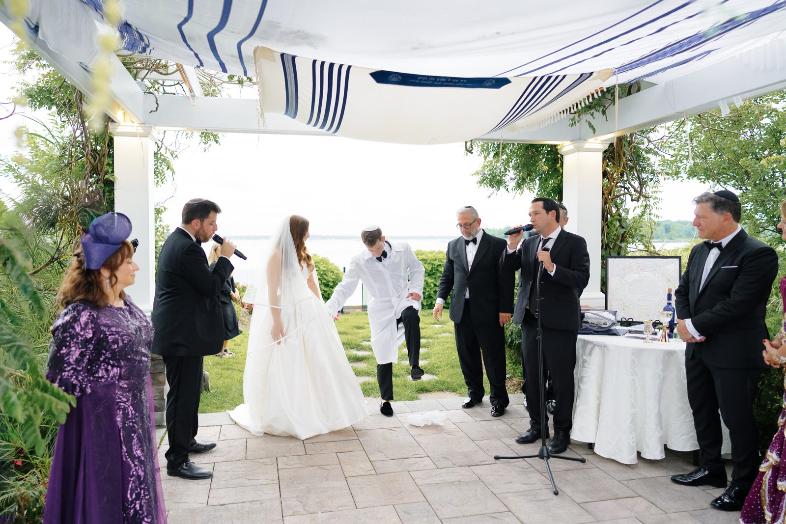 The full chuppah scene at Greentree Country Club
