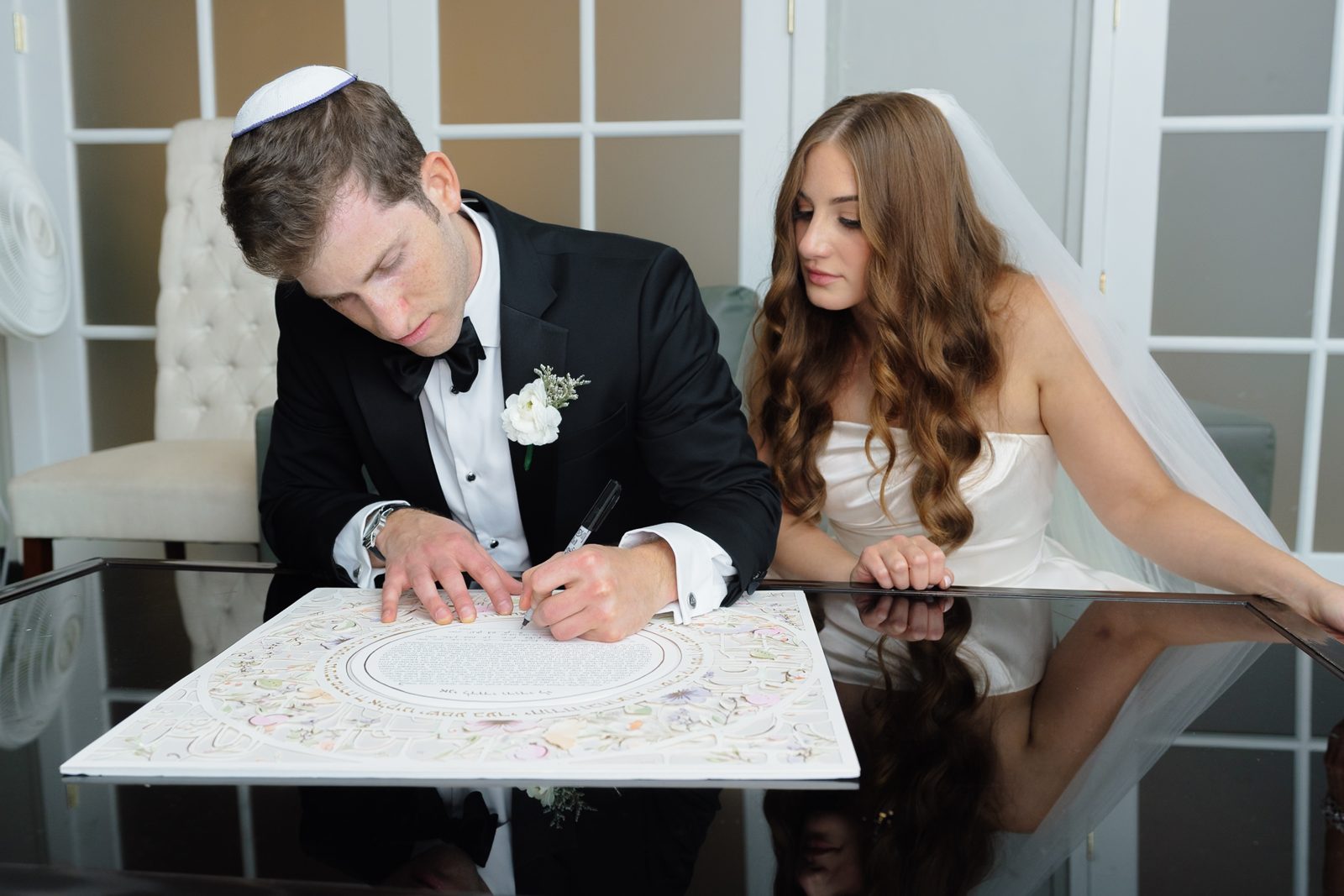 Signing the ketubah at Greentree Country Club, New Rochelle NY