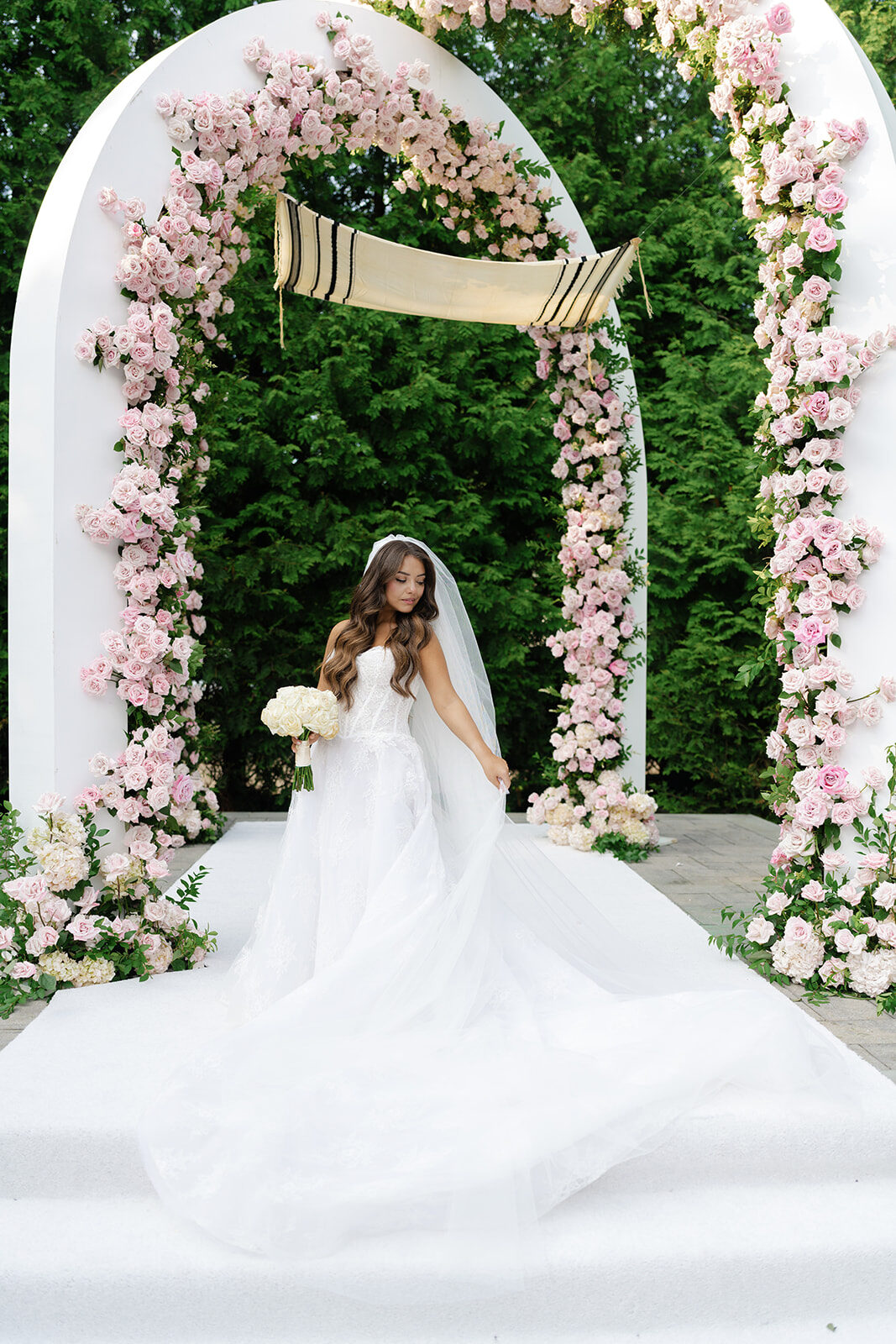 Old Westbury Hebrew Congregation Weddings: A Photographer's Venue Guide