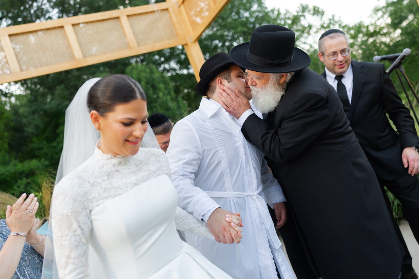 Goldie embraced after the ceremony