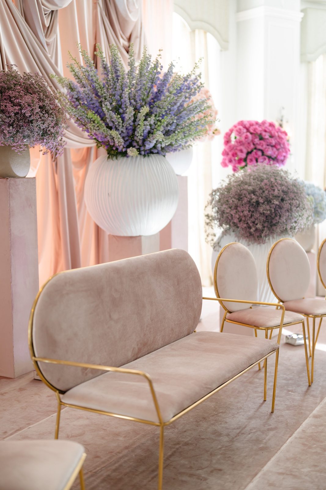 The lounge set with lavender and pink flowers