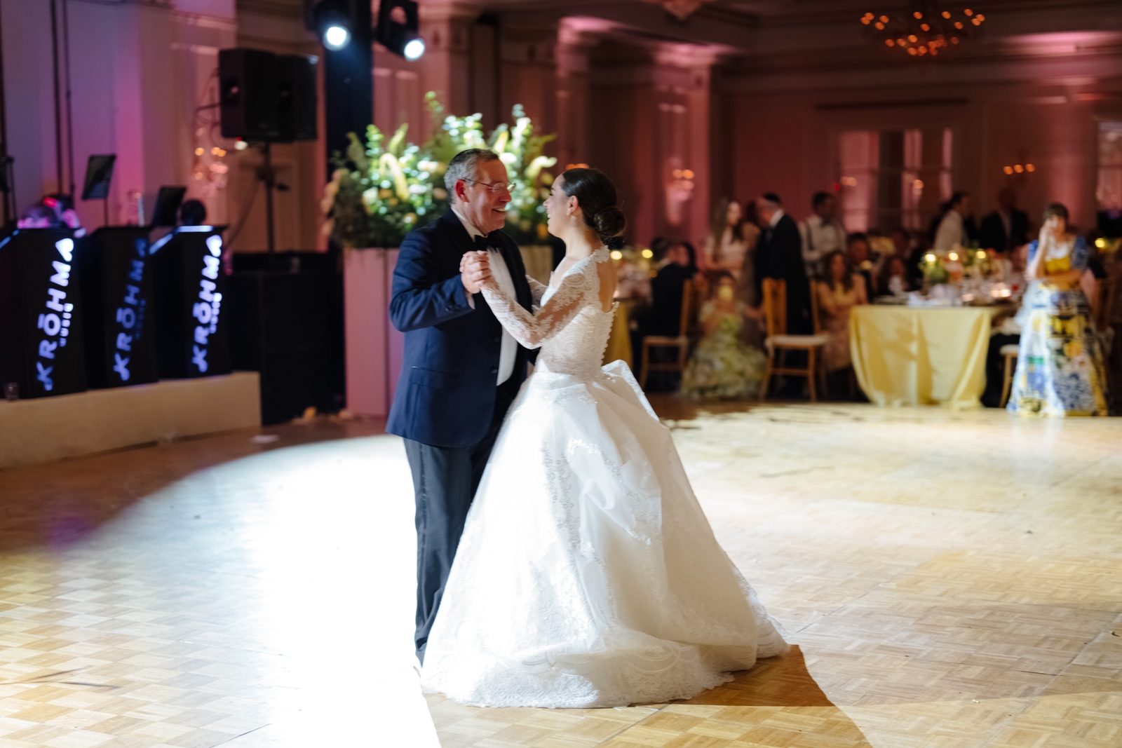 Tommi and Zach’s first dance