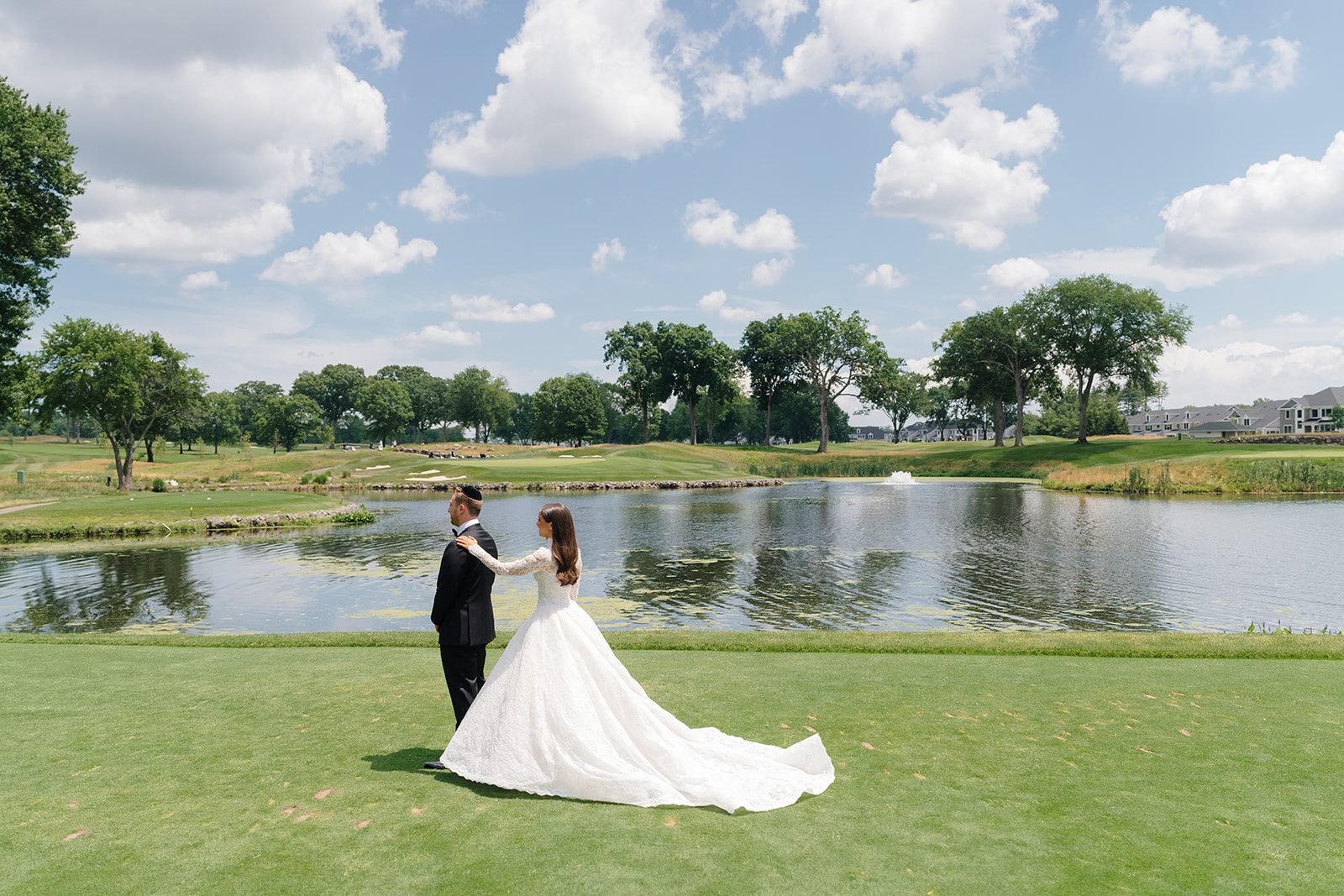 Rosalie and Josh beside the lake at Edgewood Country Club, River Vale New Jersey