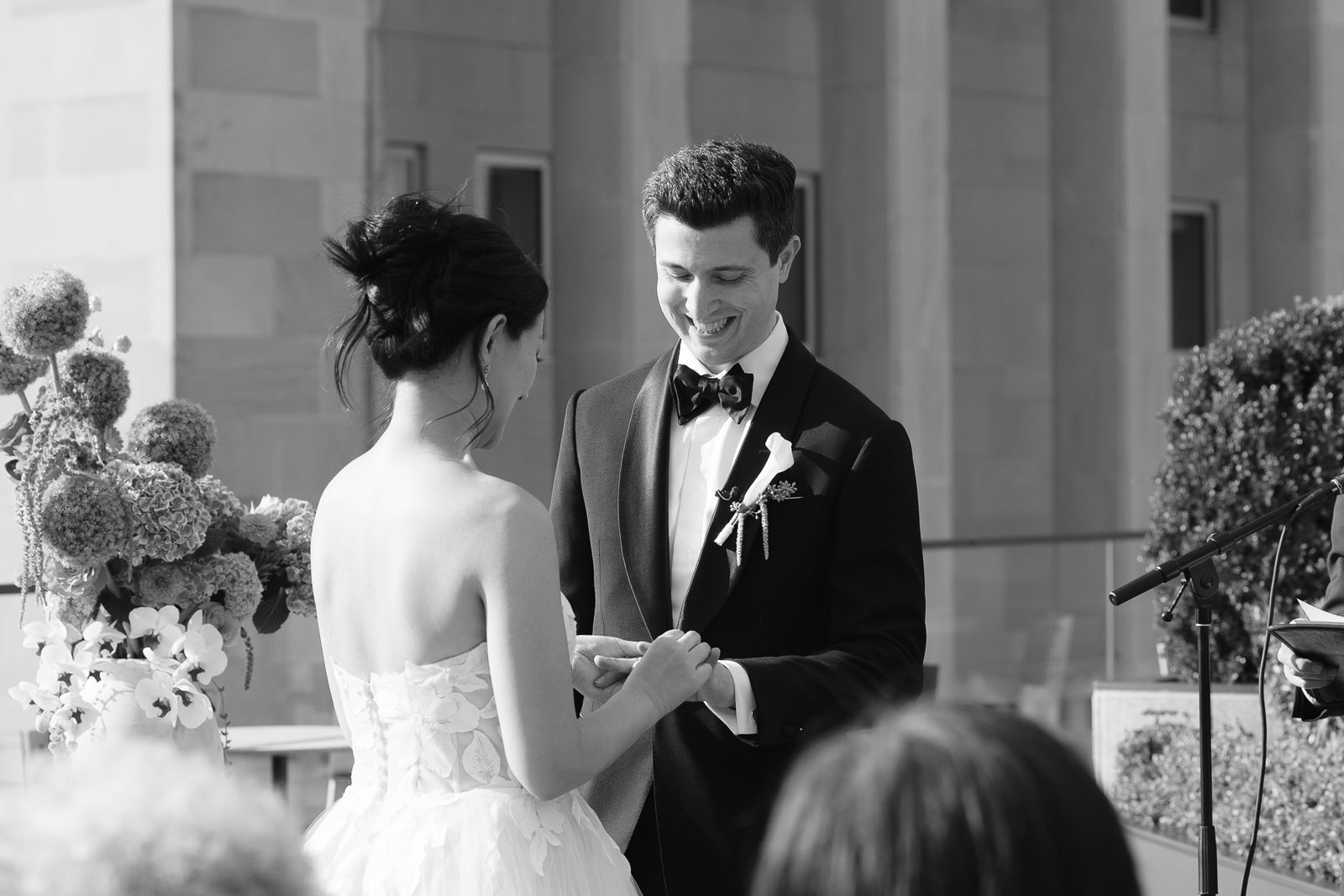 Rooftop garden ceremony at Le Jardin sur Madison, New York