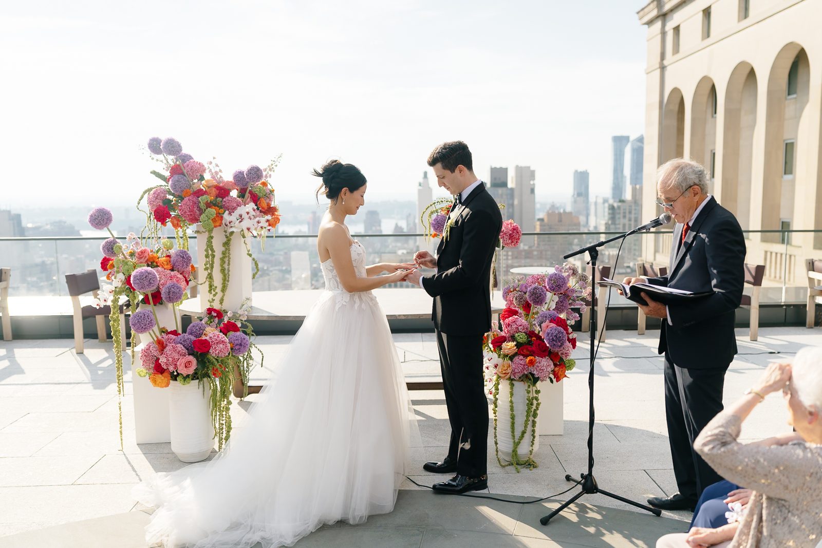 Rooftop garden ceremony at Le Jardin sur Madison, New York