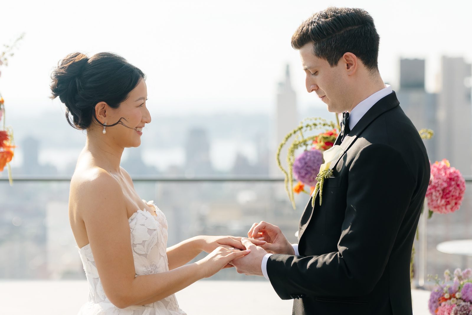 Rooftop garden ceremony at Le Jardin sur Madison, New York