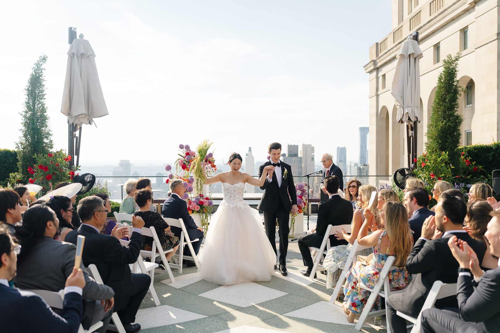 Rooftop garden ceremony at Le Jardin sur Madison, New York