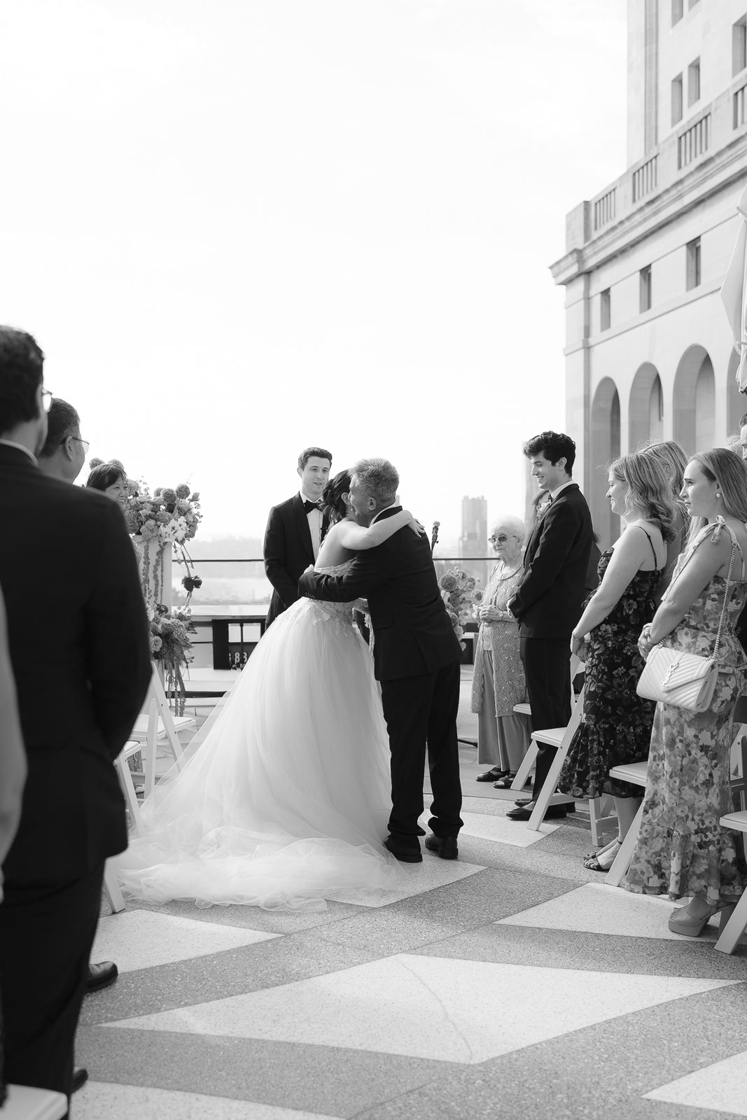 Rooftop garden ceremony at Le Jardin sur Madison, New York