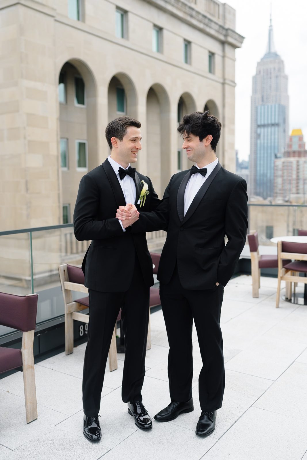 Family portraits at a Le Jardin sur Madison rooftop wedding