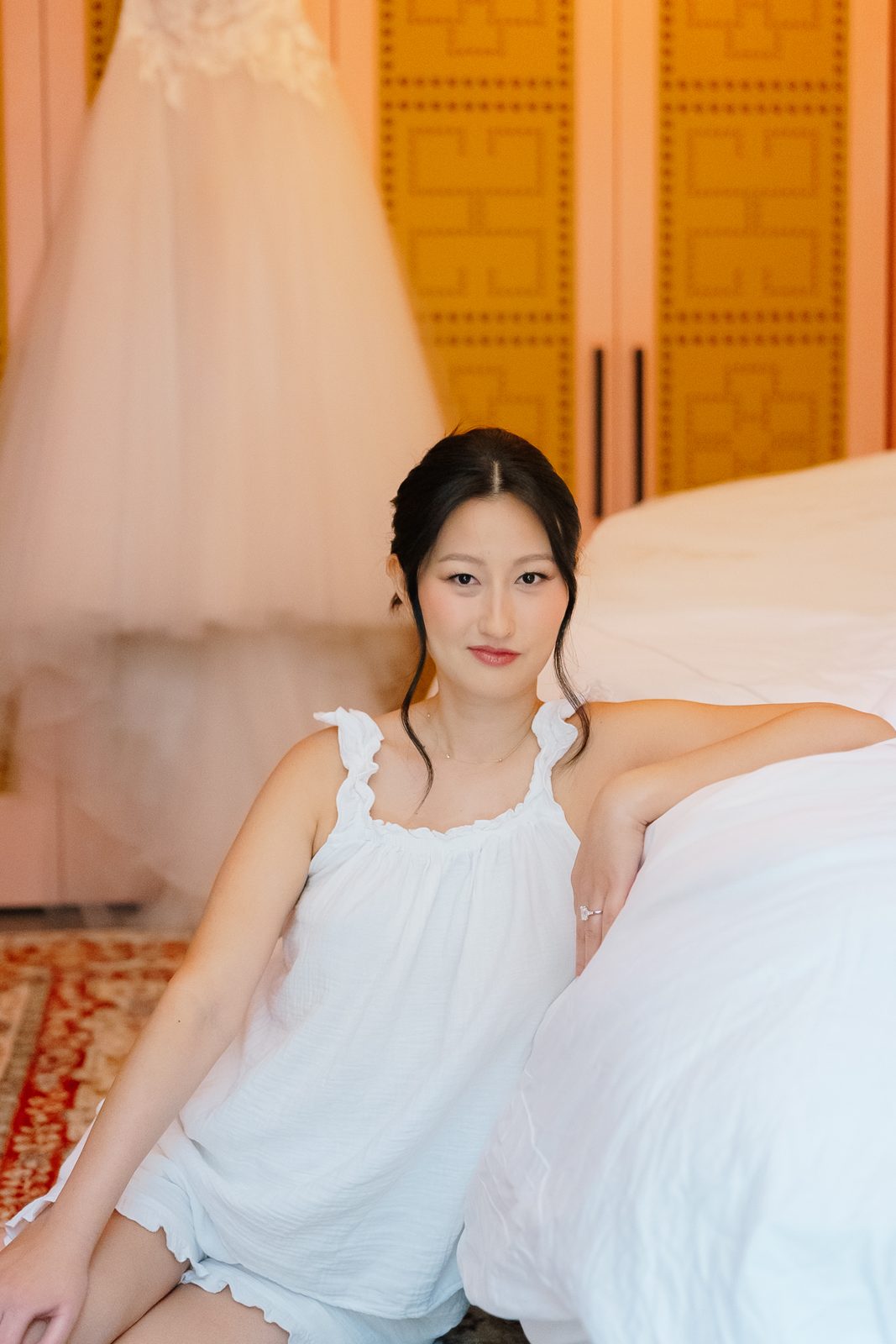 Getting ready at The Fifth Avenue Hotel before a Le Jardin sur Madison wedding