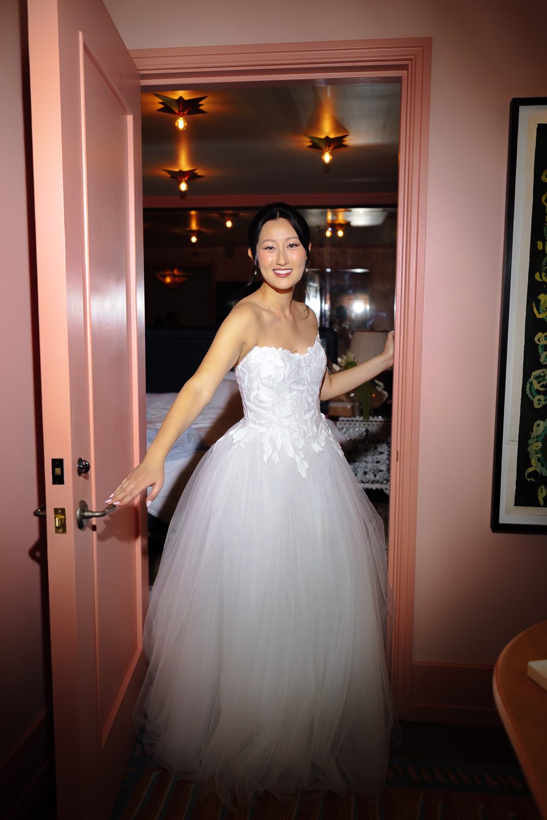 Getting ready at The Fifth Avenue Hotel before a Le Jardin sur Madison wedding