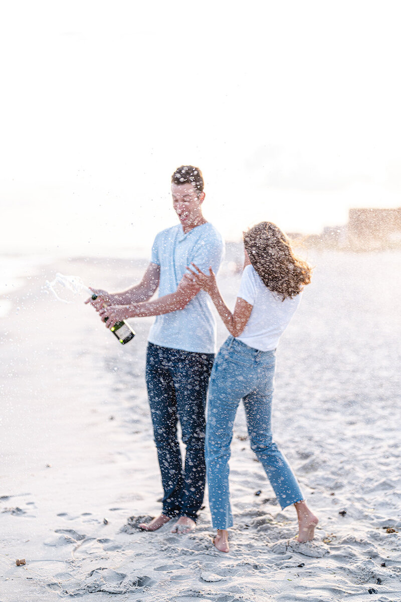 Laynie and Cody engagement — photograph 4 by Alex Knight Studio