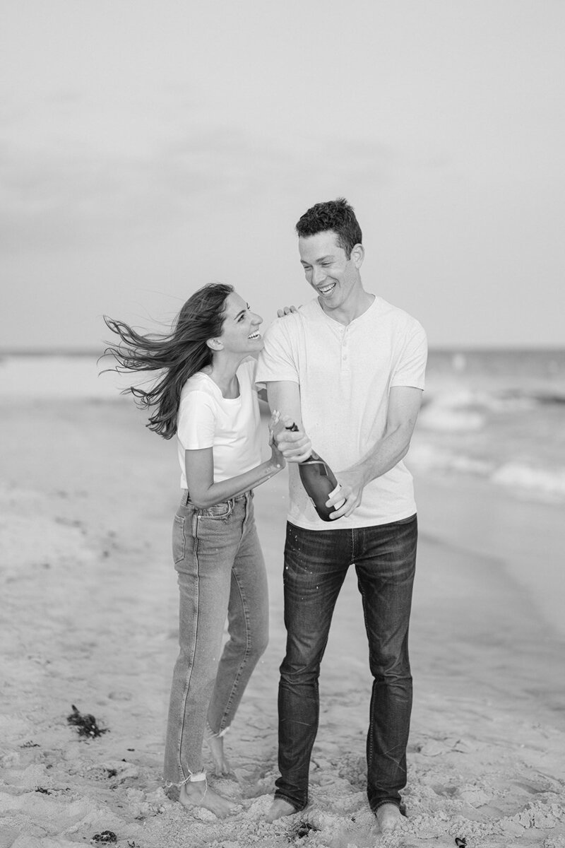 Laynie and Cody engagement — photograph 5 by Alex Knight Studio