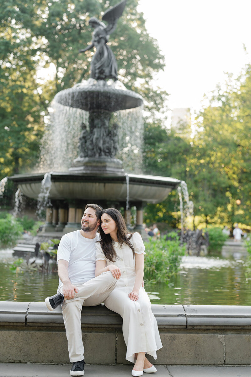 Marci and Evan engagement — photograph 2 by Alex Knight Studio