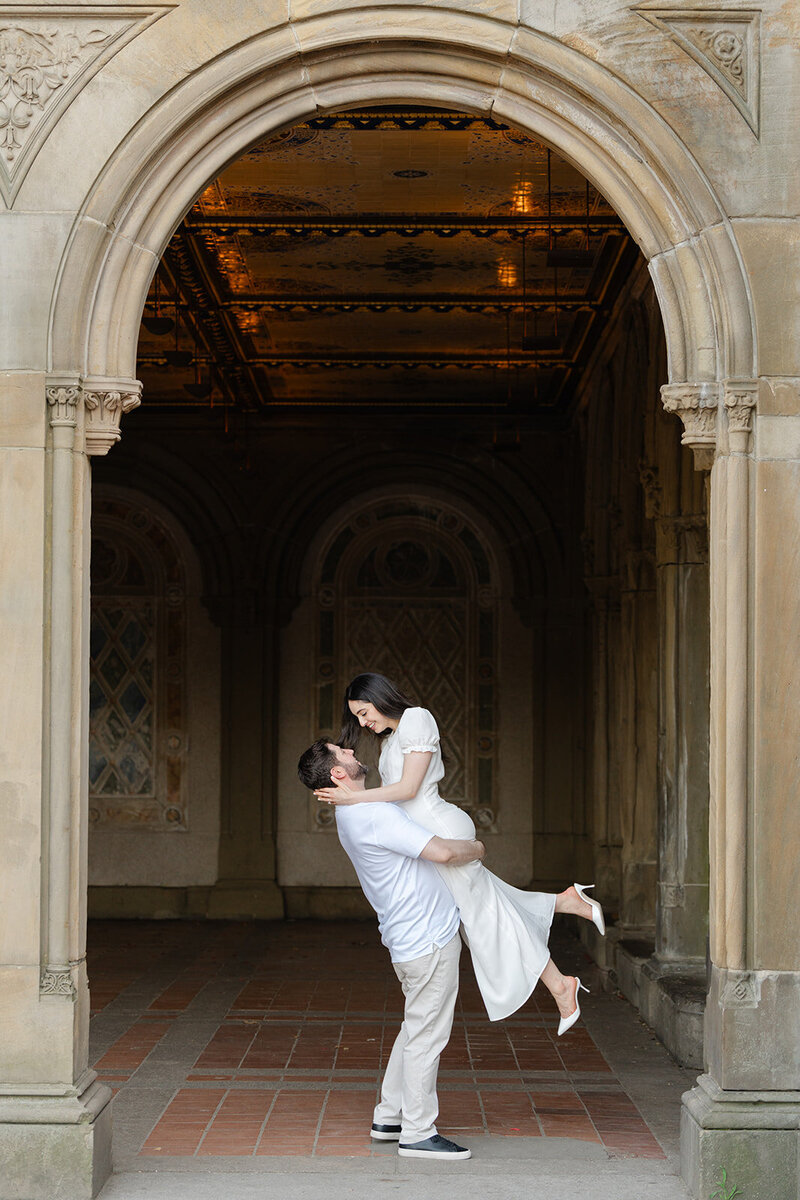 Marci and Evan engagement — photograph 4 by Alex Knight Studio