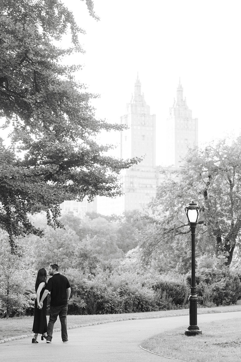 Marci and Evan engagement — photograph 6 by Alex Knight Studio