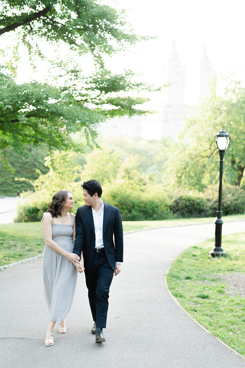 Sara and Jon engagement — photograph 8 by Alex Knight Studio
