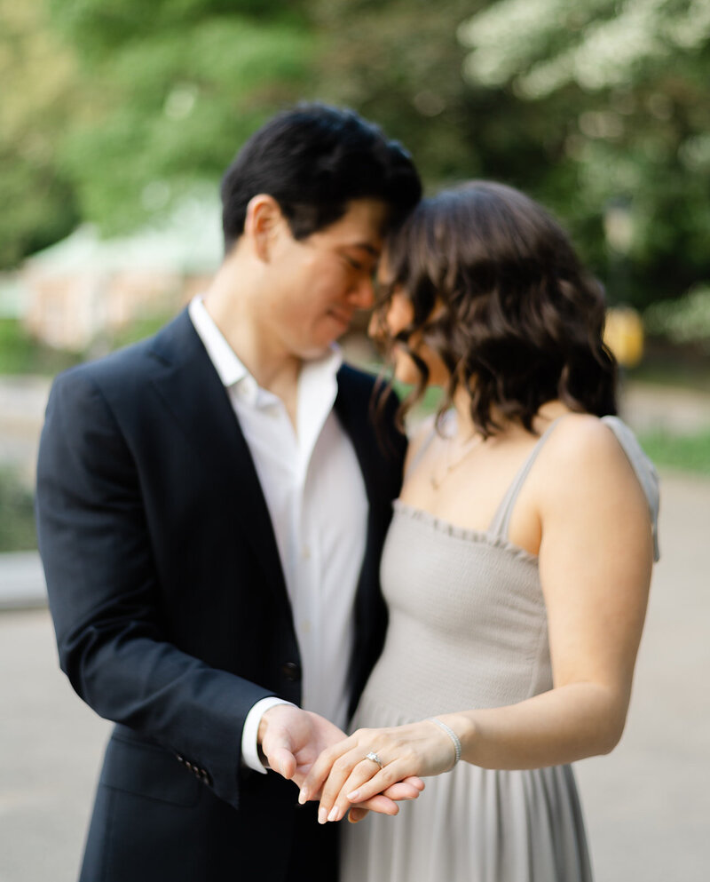 Sara and Jon engagement — photograph 12 by Alex Knight Studio