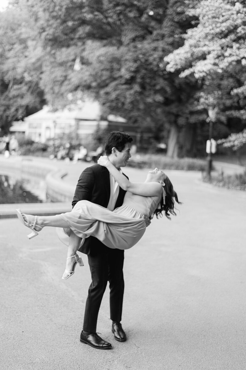 Sara and Jon engagement — photograph 17 by Alex Knight Studio
