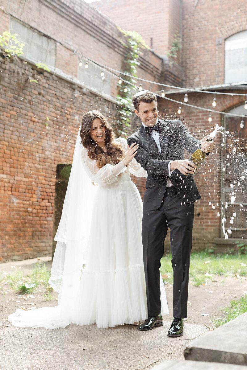 Victoria & Judah — photograph 2 by Alex Knight Studio