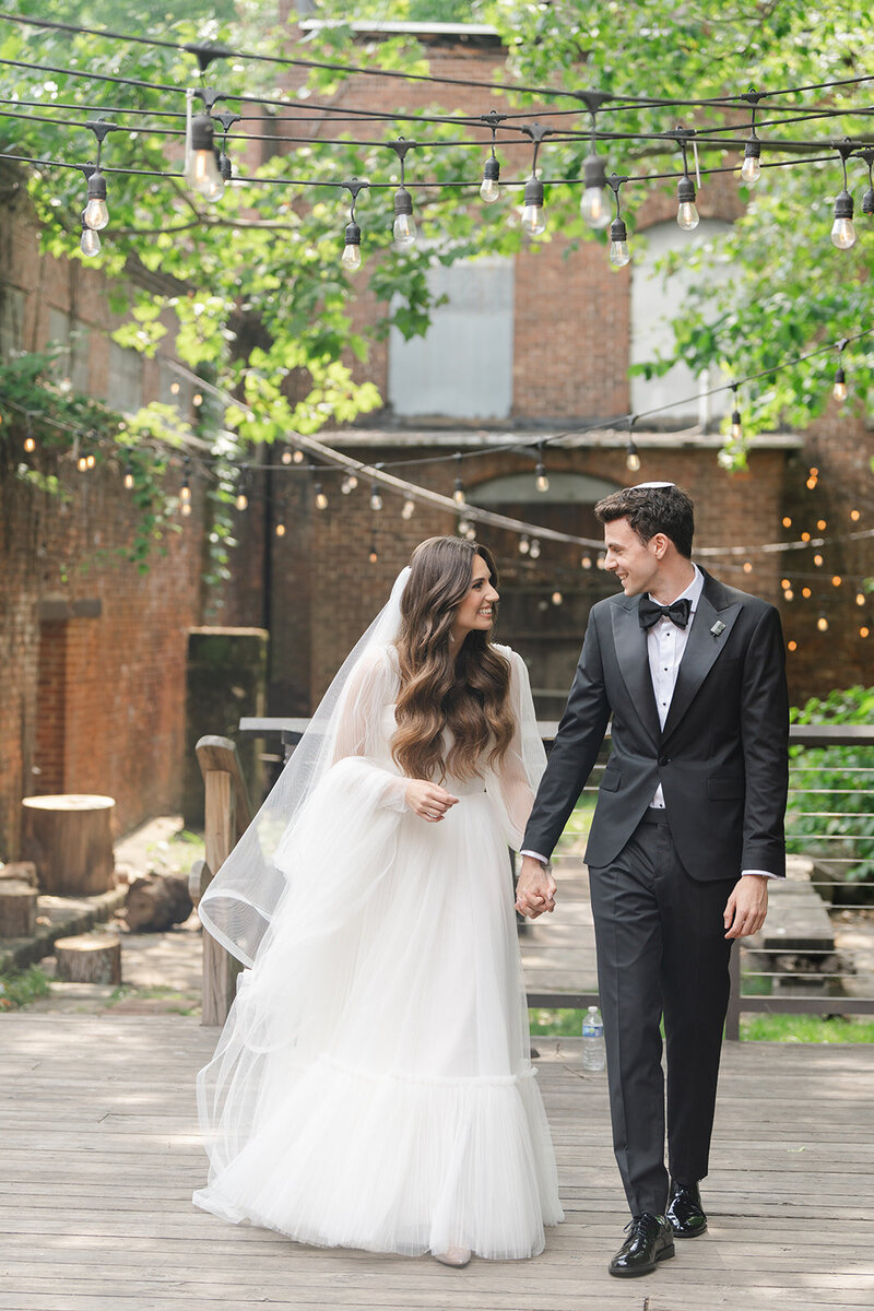 Victoria & Judah — photograph 9 by Alex Knight Studio