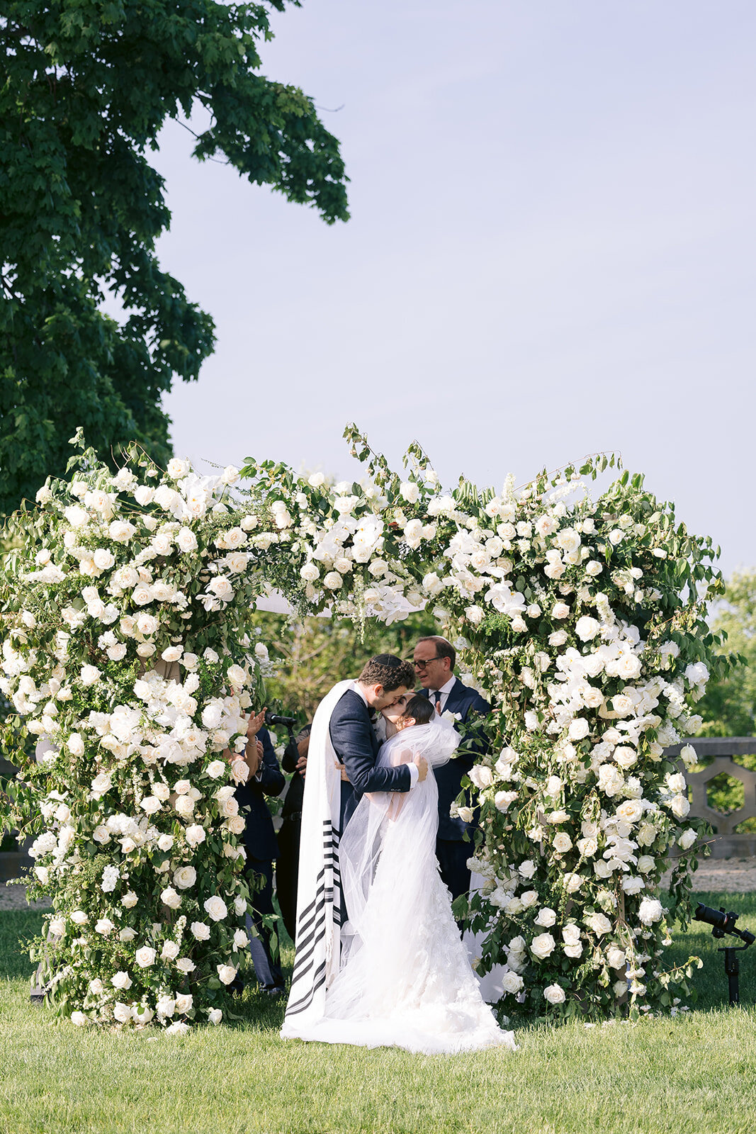 Nicole & Elie's Romantic Outdoor Wedding