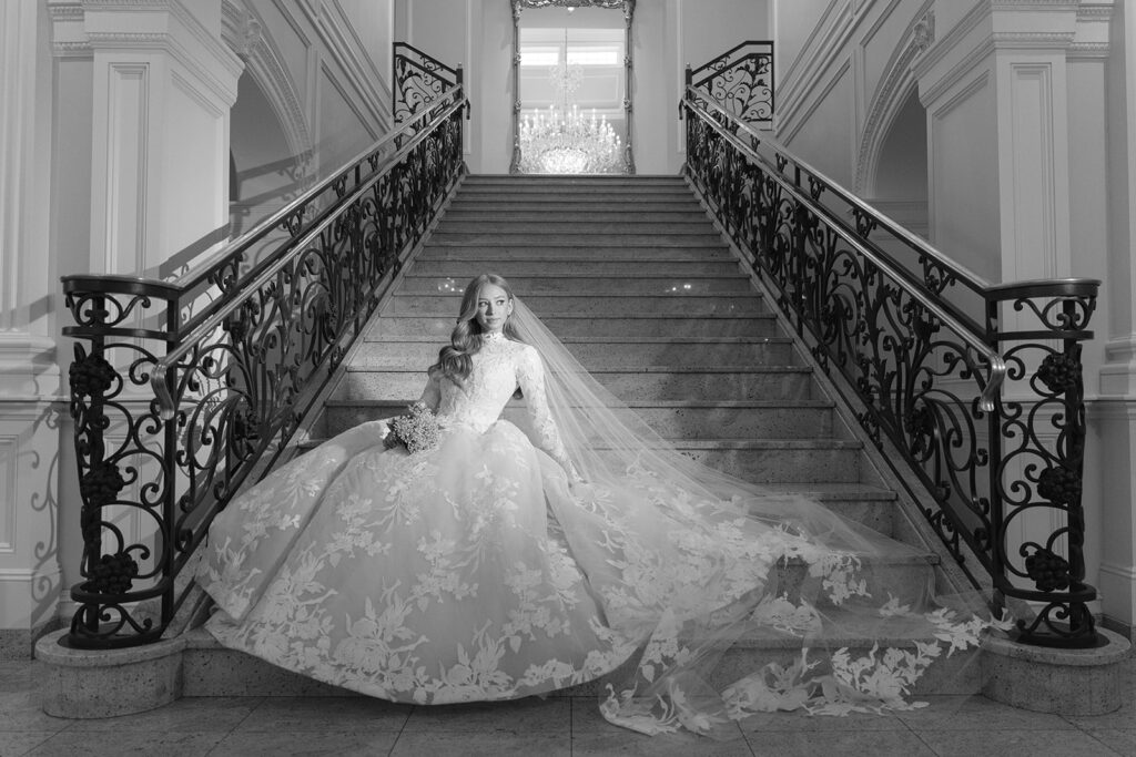 The-Rockleigh-Weddings bridal portrait grand staircase